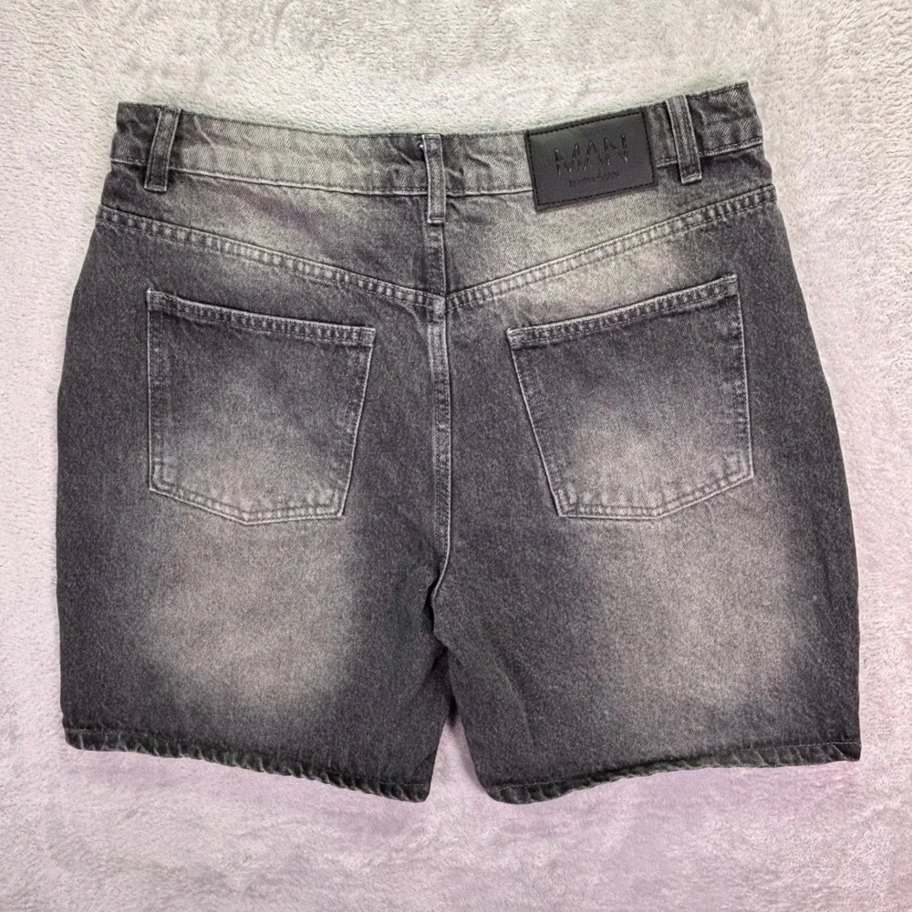 boohooMAN Mens Denim Shorts Sz 32 Grey Black Acid Wash Button Fly Streetwear